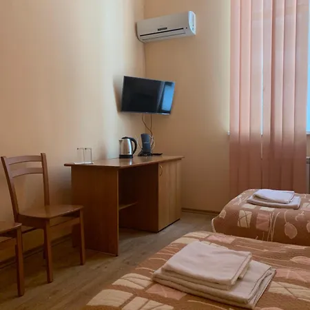 On Zhytomyrska Hotel 2*